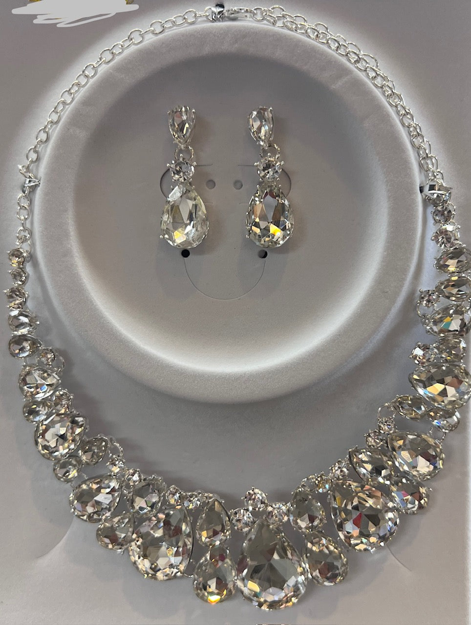 Calla Collection TR-362 Elegant Big Stone Centerpiece Statement Necklace Set